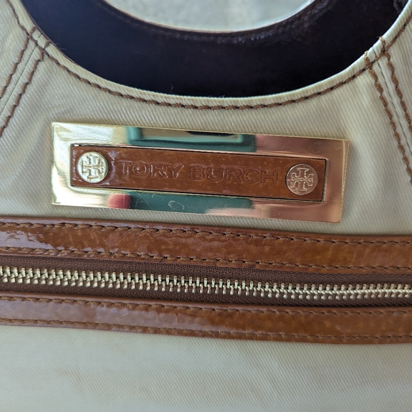 Tory Burch Brewster Tote - Picture 6 of 11